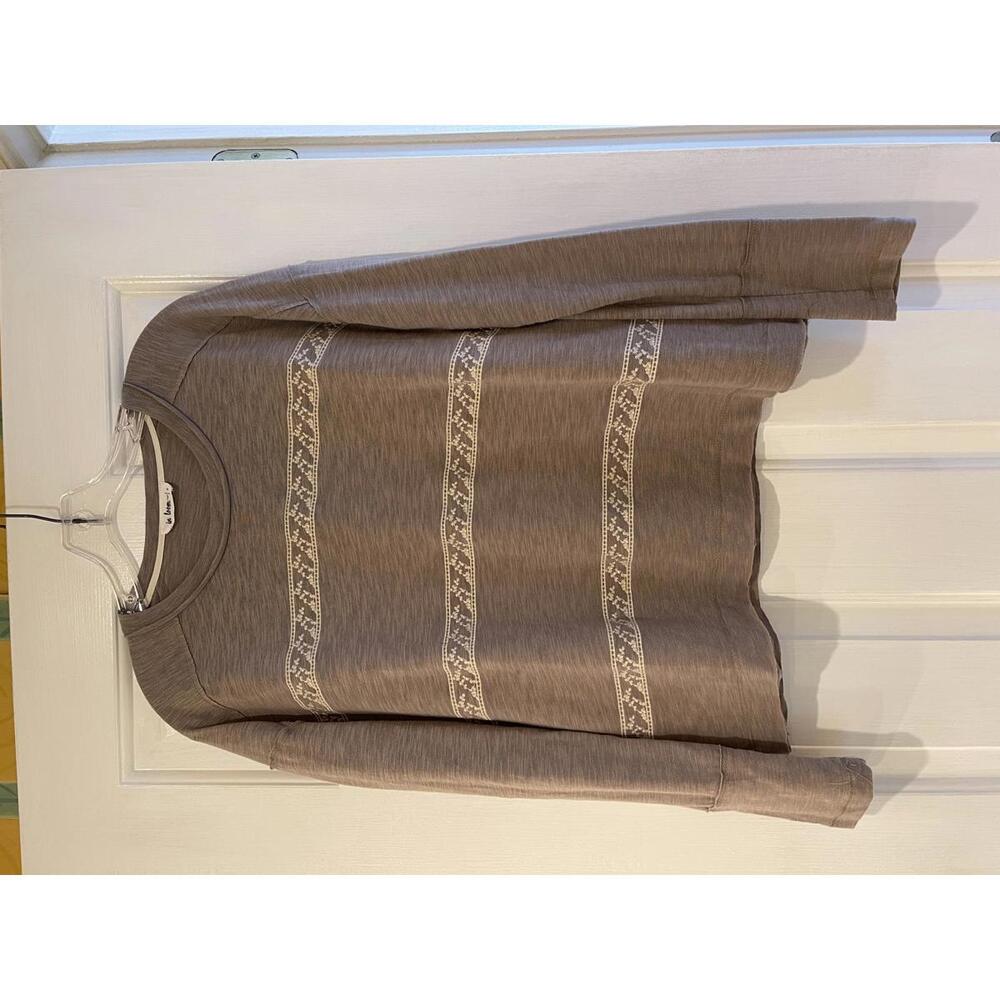 Long Sleeve Brown Women's Top with Patterned Stripes Contemporary Size SM - Picture 3 of 8